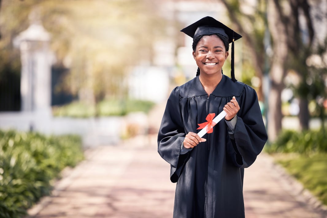 Leola Rhodes-Chestnut Scholarship